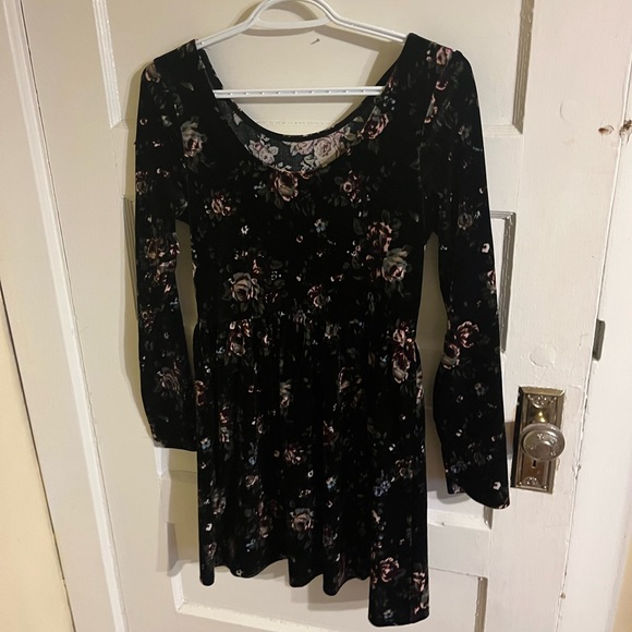 Floral Velvet Fit and Flare Dress - Picture 3 of 4
